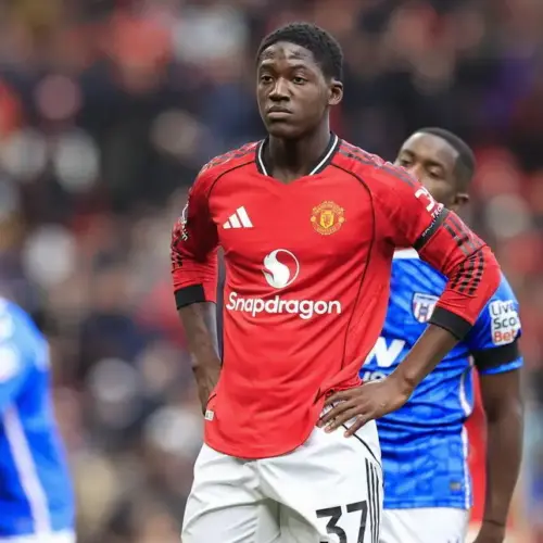 Napoli Chase Mainoo to Solve Midfield Crisis